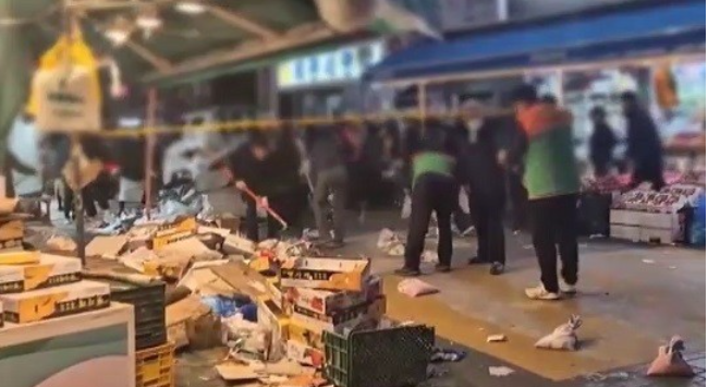 서울 목동 <b>깨비시장</b> 돌진 <b>운전자</b> '<b>치매</b> 이력'‥충돌 당시... 