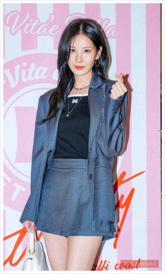 ‘다리 부상’ 서현, 지팡이 짚고 KBS 연기대상 진행…프로페셔널한 모습에 감동✨