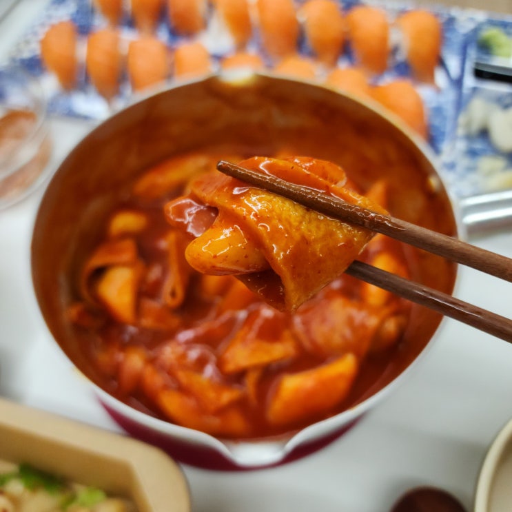  빨강고구마떡볶이x떡볶퀸 후기/오리지널 밀떡볶이 보통맛/진짜 맛있음/내돈내산