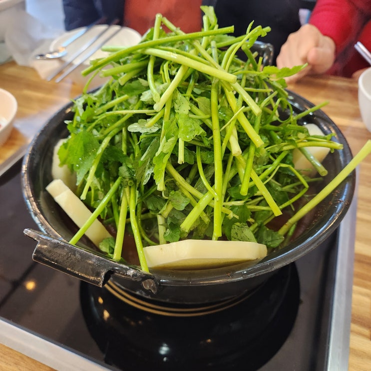  남양주 다산 현대아울렛근처 맛집 '등촌샤브칼국수 다산점'