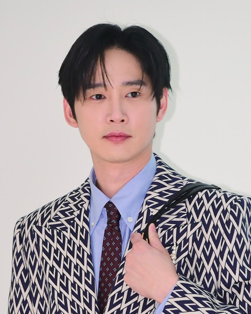 배우 박성훈 프로필 나이 키 여장 가족 집안 결혼 소속사 여자친구