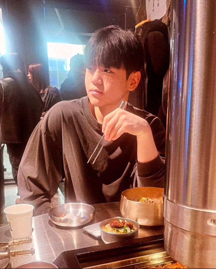 '<b>윤민수</b> 아들' <b>윤후 미국 명문대</b> 진학 후 외모도 훈훈한 <b>윤후</b>