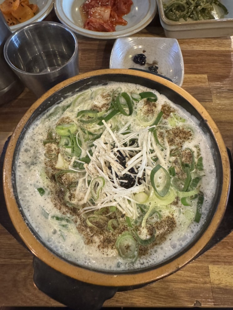  광주 동명동 맛집 계속 생각나는 크림순대국 행복담 솔직후기