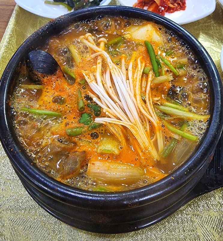  약수동해물텀벙 - 점심에 '만원'으로 아구탕을 먹을 수 있는 곳?!