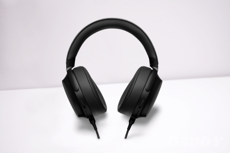 소니 헤드셋 MDR-Z7M2. 플래그십 헤드폰으로 고음질 오디오의 정점을 경험하다 소니 헤드셋 MDR-Z7M2. 플래그십 헤드폰으로 고음질 오디오의 정점을 경험하다