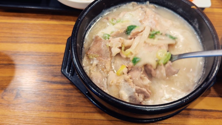  찐득한 국물 맛집! 해운대 오복 돼지국밥 후기 & 주차
