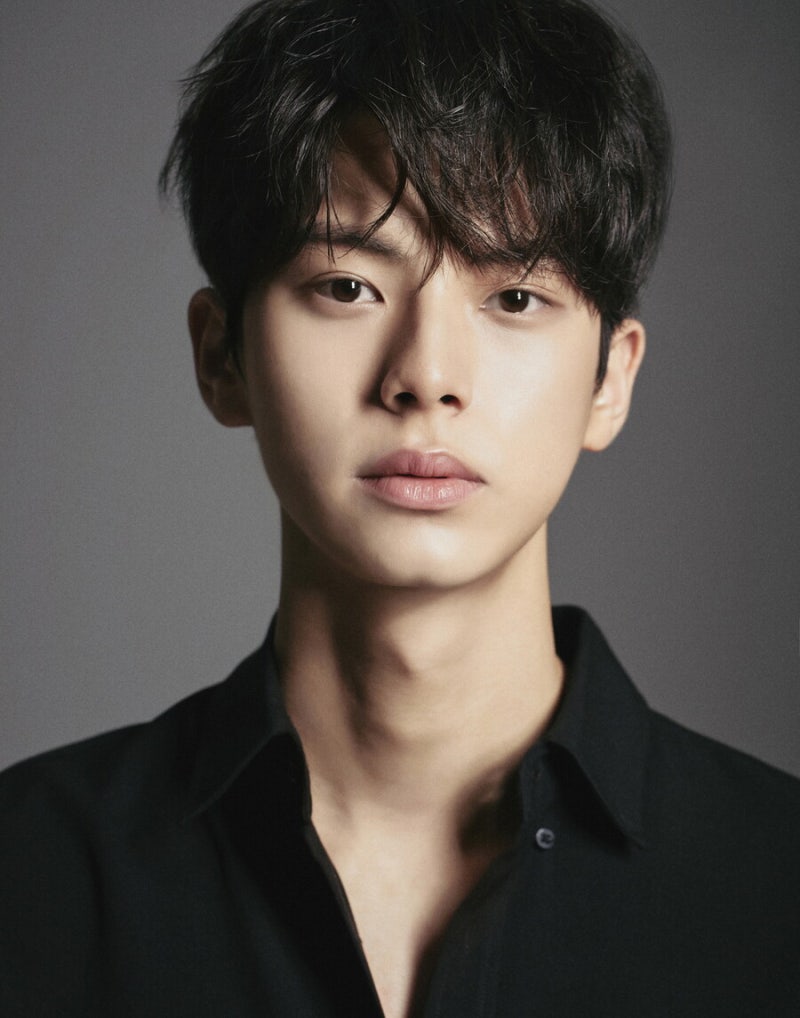 배우 이채민 : 뚜렷한 이목구비와 섬세한 연기력이 인상적인 배우