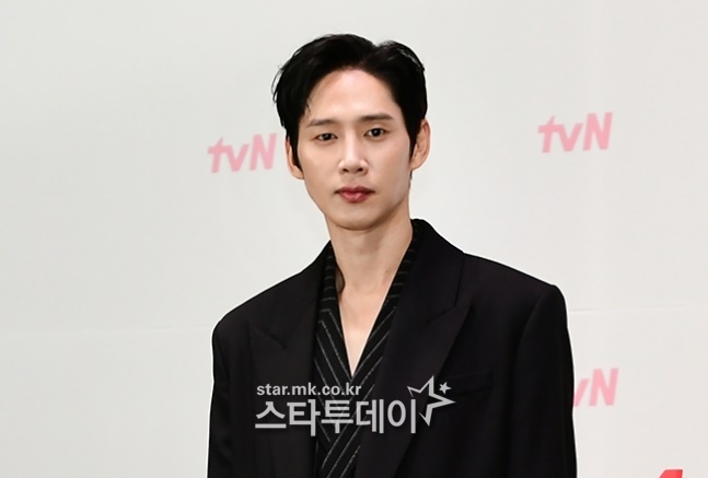 <b>박성훈</b> <b>논란</b> 탓? <b>폭군의셰프</b>, 대본리딩 취소