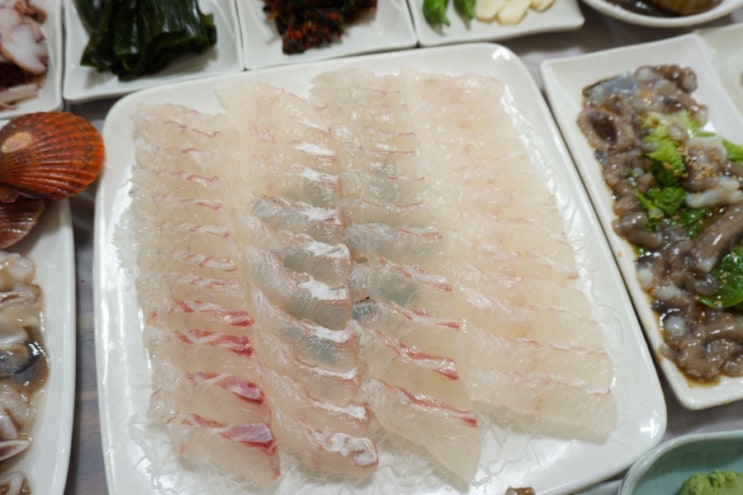  여수 돌산대교 맛집 이런곳이 있었네!