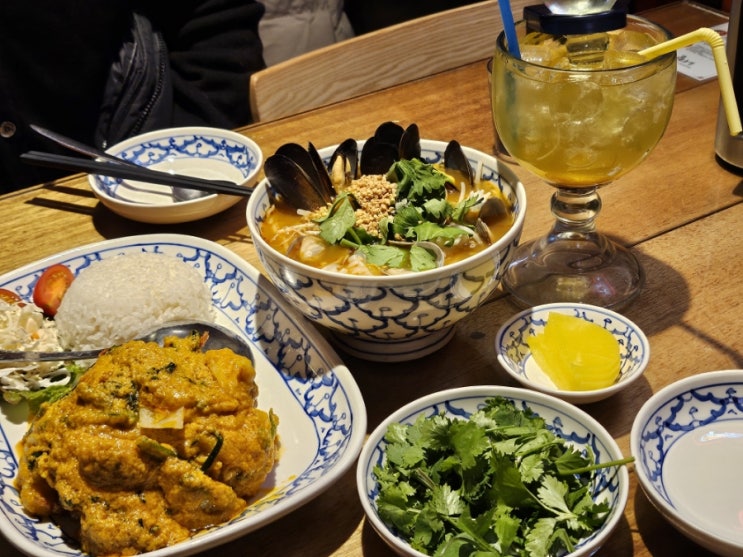  광주 첨단 보이저맛집 콘타이//프리미엄 태국요리전문점