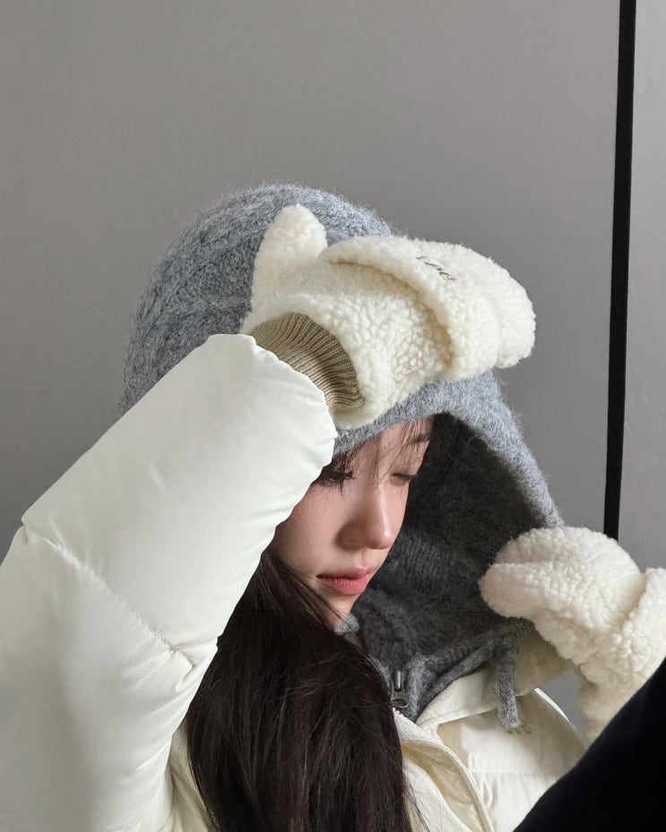  보들보들 매력적인 회색 후드 집업 니트 가디건 요 있네? 노윤서가 입은 요즘 인기 패션 브랜드 LEE 어때?