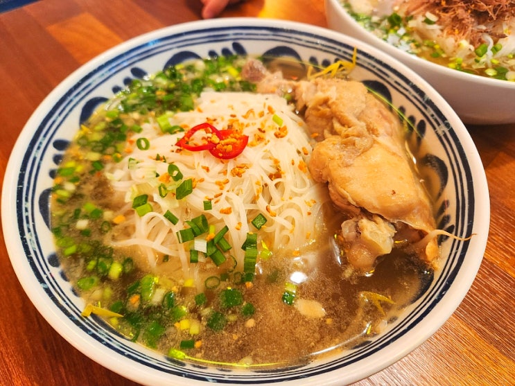 강동구청 맛집 반안 닭반마리 쌀국수 존맛탱 강동구청 맛집 반안 닭반마리 쌀국수 존맛탱