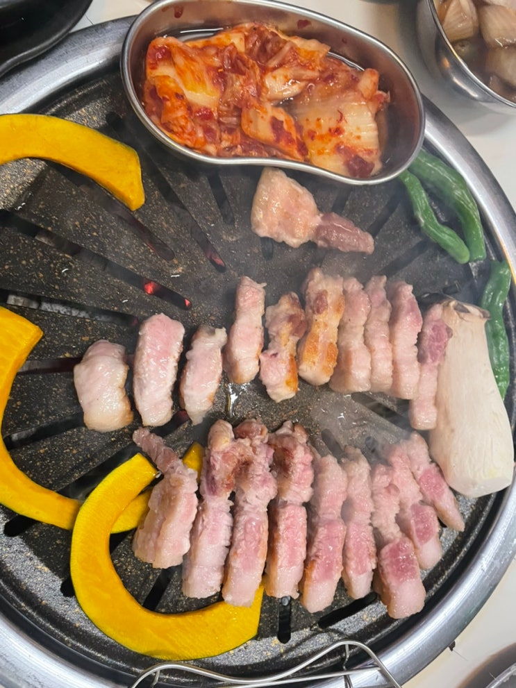  가산디지털단지삼겹살 , 가산디지털단지고기집 육뜸