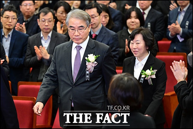 “헌정질서 수호” 정계선·<b>조한창 헌법재판관 취임</b>…헌재... 