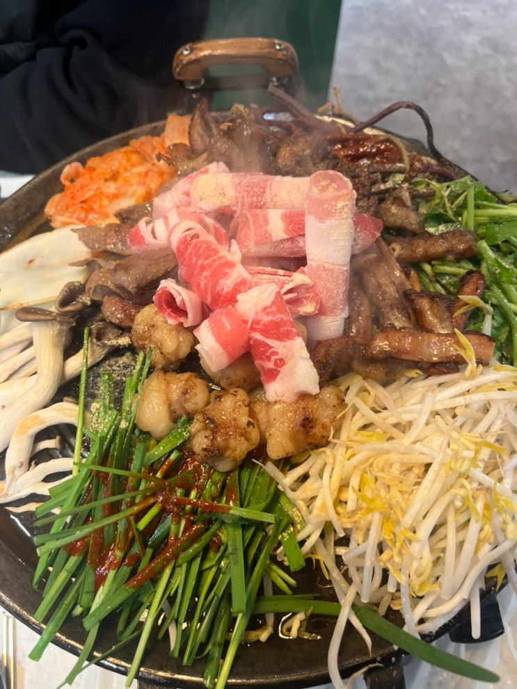  부천역 <솥뚜껑소곱창 솥곱> / 레트로 분위기 / 소곱창구이 맛집