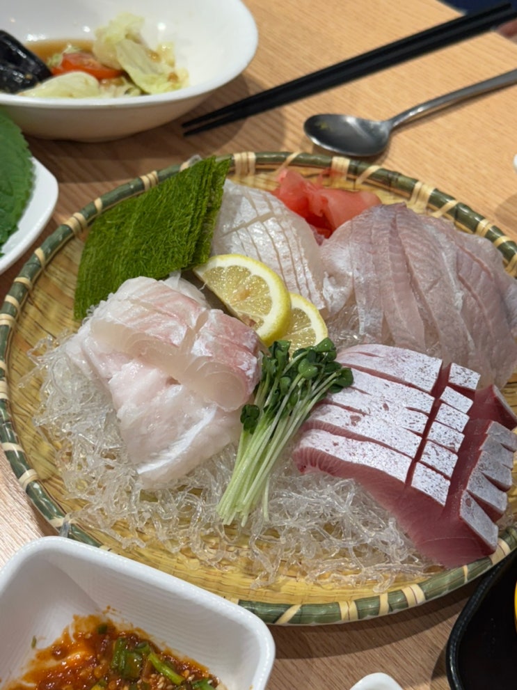 부산 부민동 동아대부민캠맛집 모듬회를 주문했는데 회코스요리가 나오는 회맛집 해랑 부산 부민동 동아대부민캠맛집 모듬회를 주문했는데 회코스요리가 나오는 회맛집 해랑