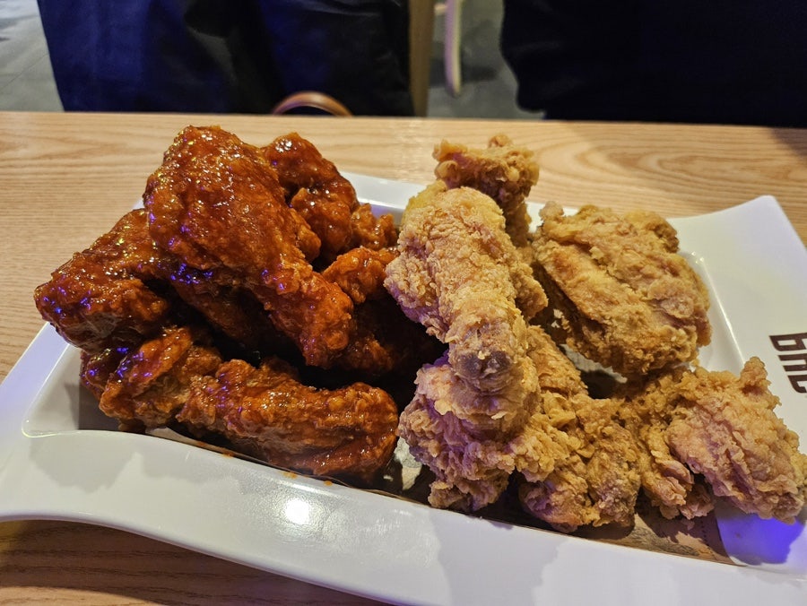 BHC치킨 대구만촌점 사진 2