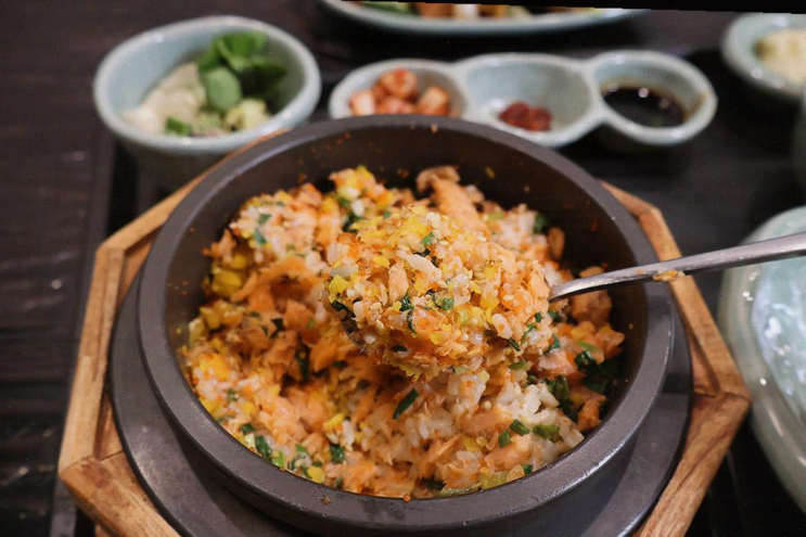  솔솥 광화문점, 다양한 솥밥으로 모두의 입맛을 사로잡다!