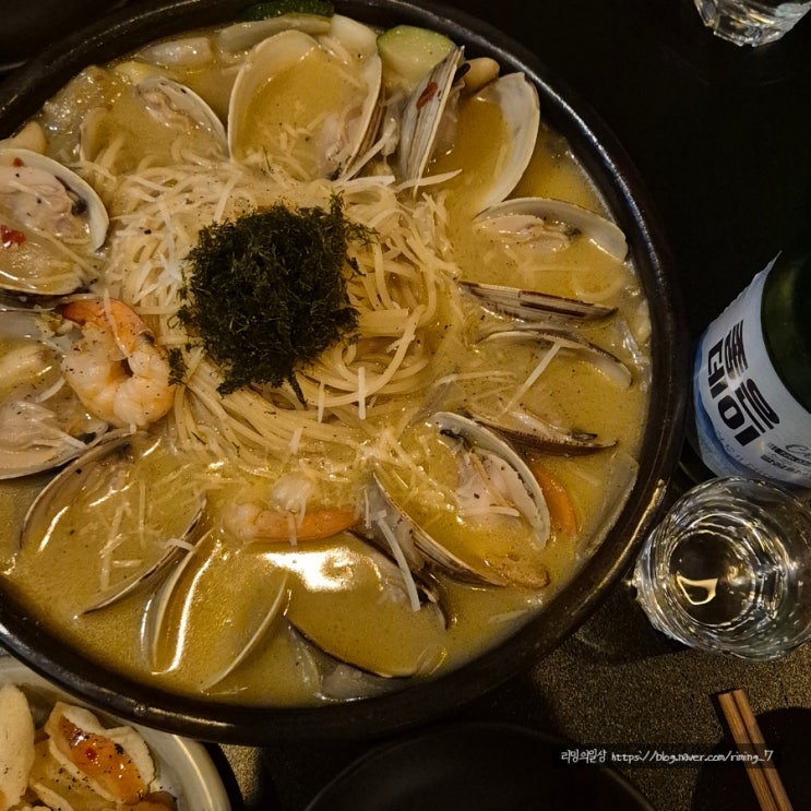  울산 삼산 분위기 좋은 술집 내돈내산 :: 옵센 (백생합 수제비 술찜)