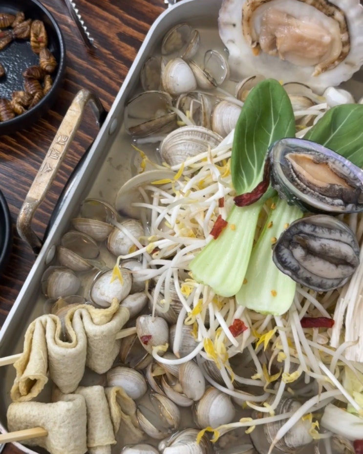  칠곡북삼맛집 조개까고있네 조개전골, 새우버터구이, 해물라면, 게딱지장밥까지