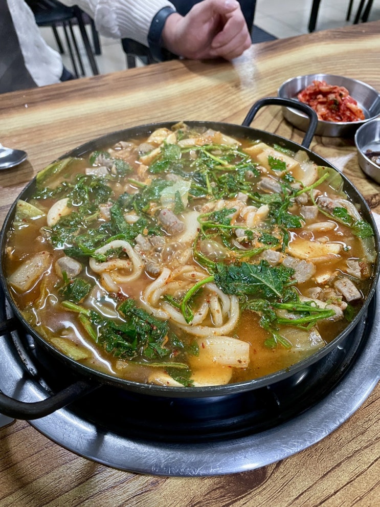 돼지곱창전골에 소주한잔 가성비 좋은 청당동 청당집 / 천안식후감