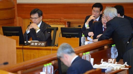 윤 <b>대통령</b> 법률 대리인이 <b>관저</b>에 입성하다, 한국 <b>정치</b>의 전환점