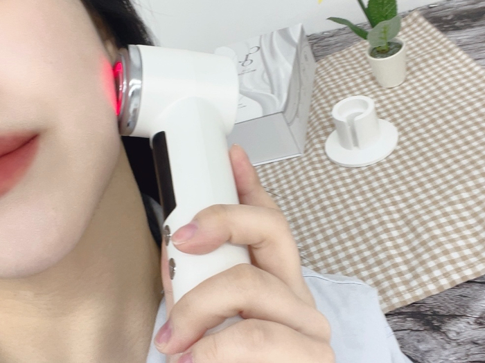  뷰티디바이스 효과 비교 부작용 걱정 없이 사용하는 기기 추천!
