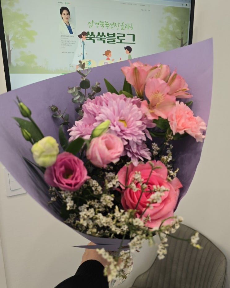  쑥쑥이들에게 꽃다발을 선물 받았어요~