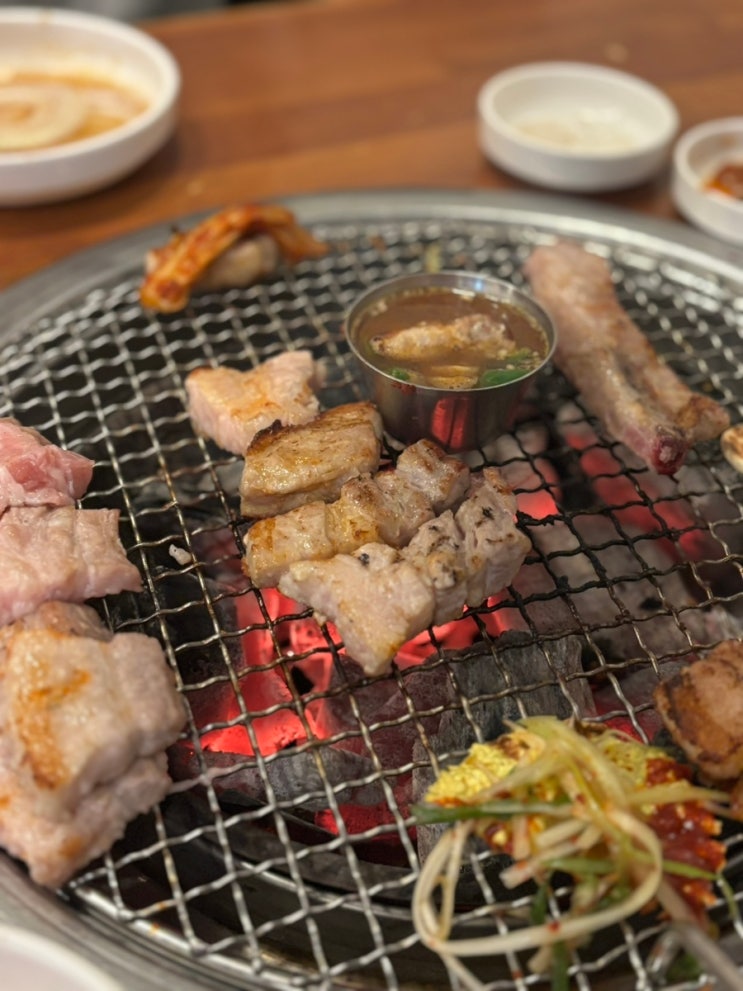  천호동 고기집 와고참숯갈비 뼈삼겹이 맛있는 웨이팅 맛집 후기