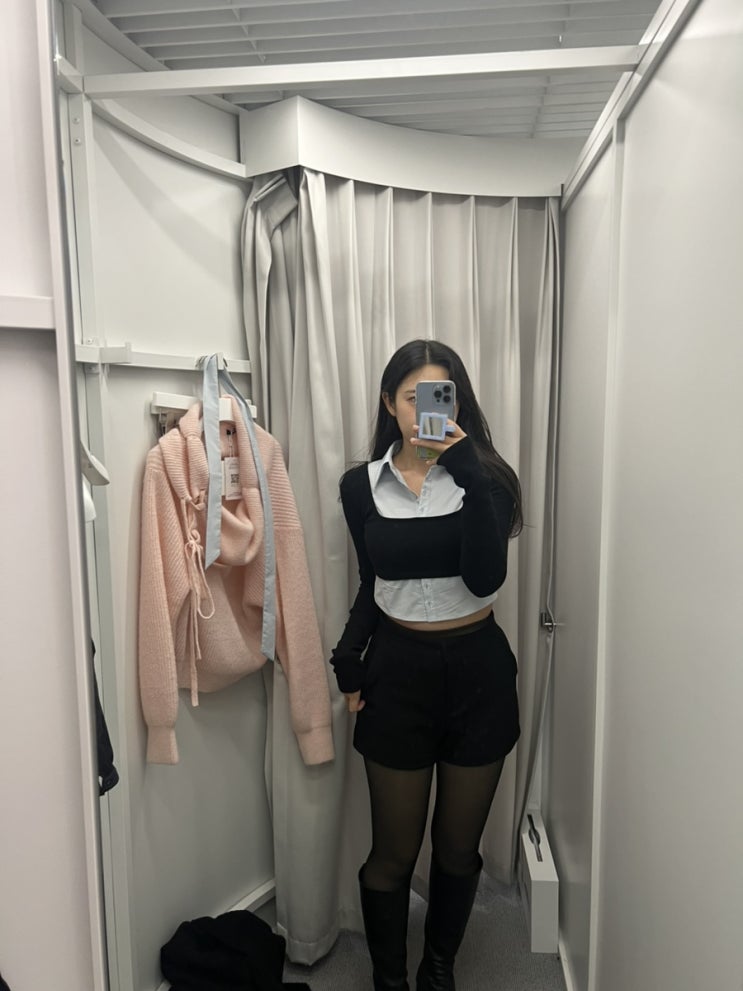  무신사스토어 성수 대림창고ㅣ낫유어로즈 무스탕 페인오어플레져  피팅후기