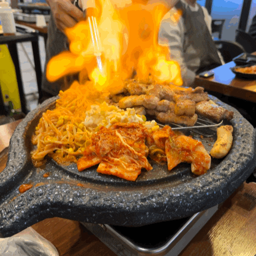  구월동 회식하기 좋은 맛집 수상한 삼겹살 고기 구워주는 곳