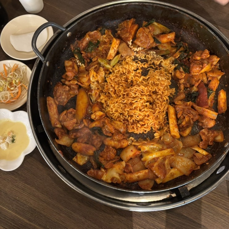  사당역 닭갈비 맛집 계탄언니