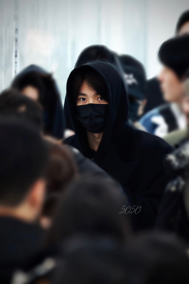 ENHYPEN Heeseung Departs from Incheon Airport on January 4, 2025