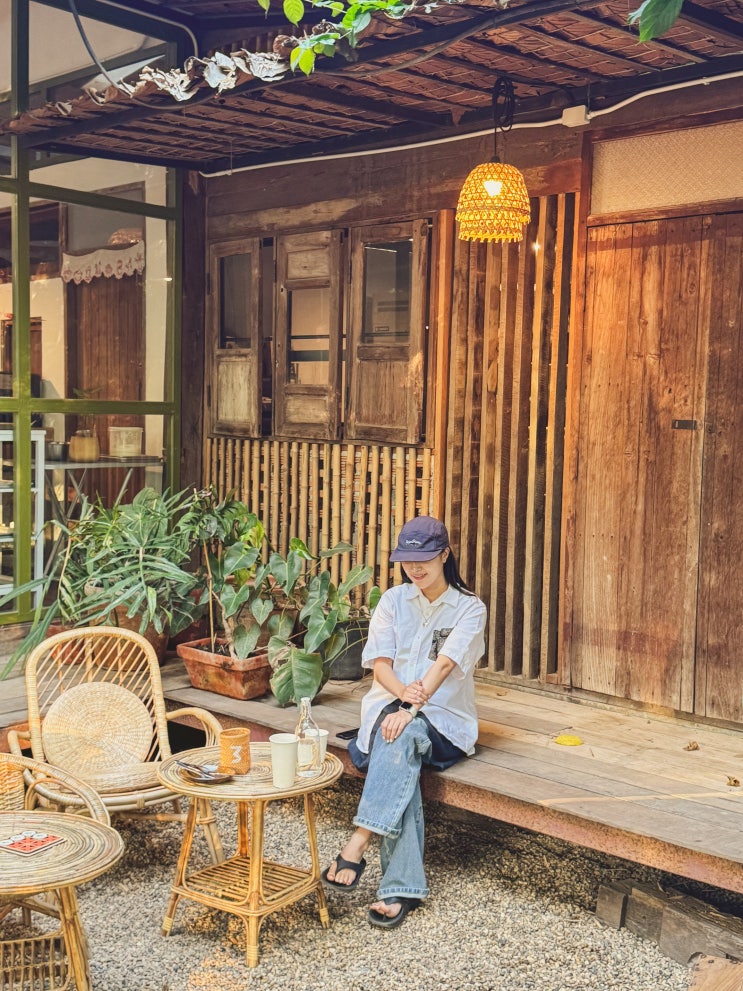  치앙마이 한달살기 :: 반캉왓 근처 샤워도우 카페 'Artisan sourdough'
