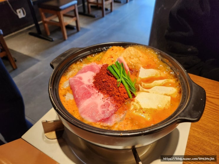  호랑이굴 서현 곱창전골+치즈 리조또 후기