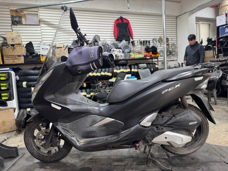 혼다 더뉴 PCX125 스로틀바디 청소!