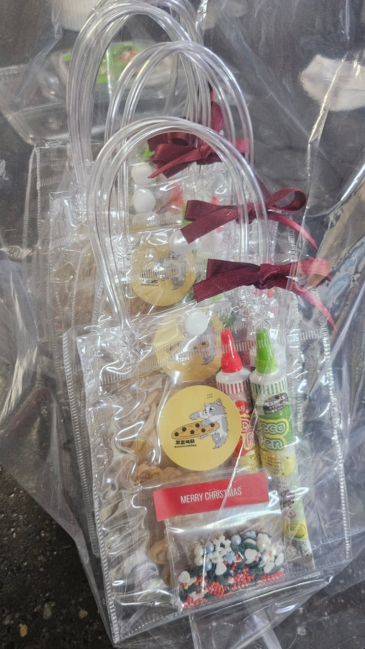  코코쿡희와 함께한 크리스마스 파티_딸기롤케이크, 크리스마스 쿠키 꾸미기