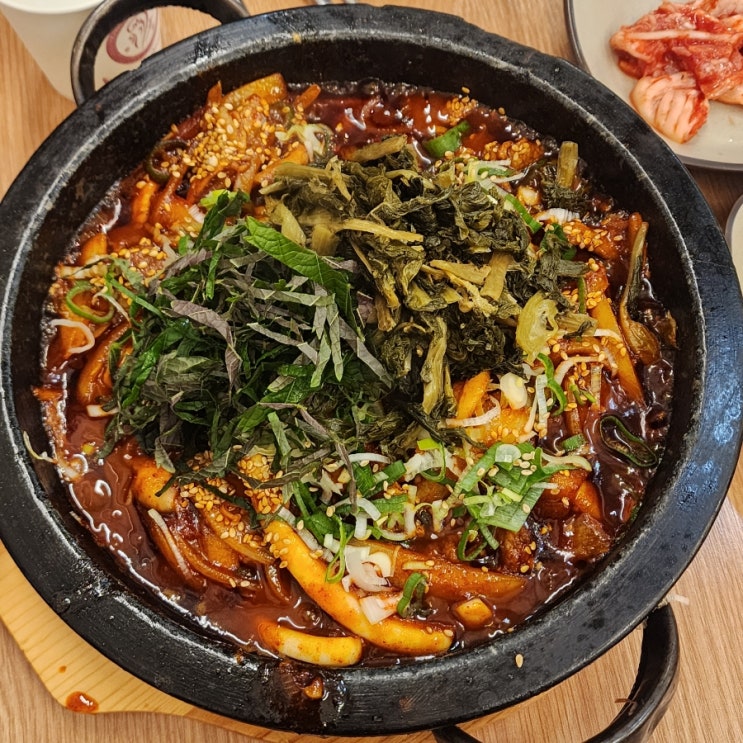  동명동 한식 돌애 시레기 오징어제육볶음&바지락 칼국수 솔직후기