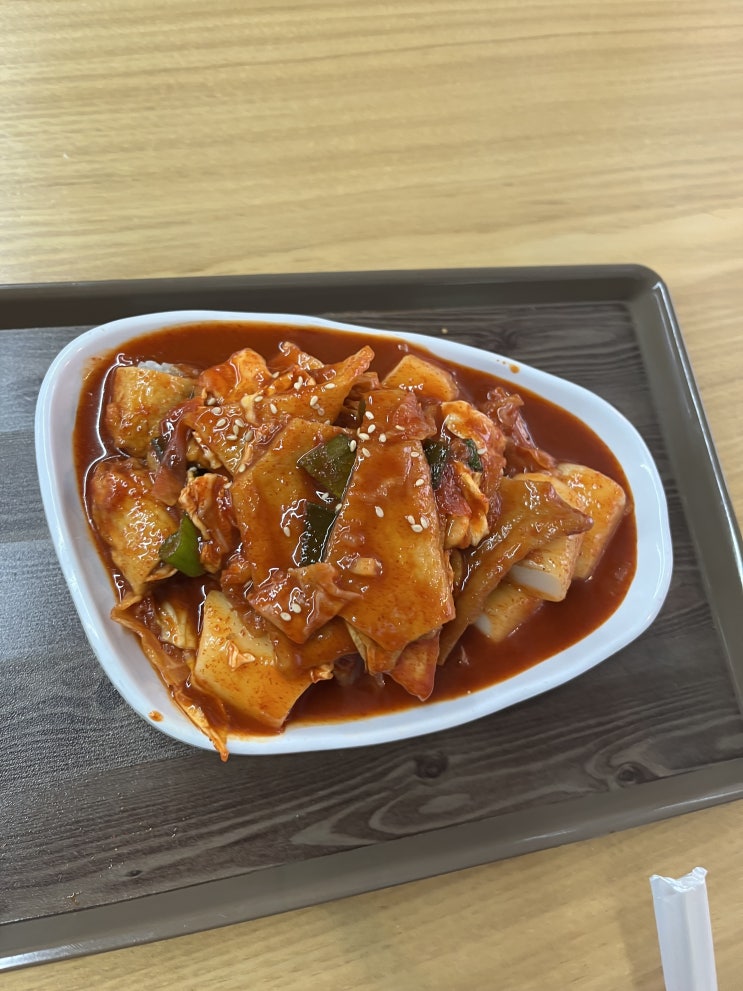  성안길 부산 떡볶이 , 육백 밀면 조개칼국수, 하겐다즈 미니컵 4개 한 번에 먹기, 당근에서 본 글