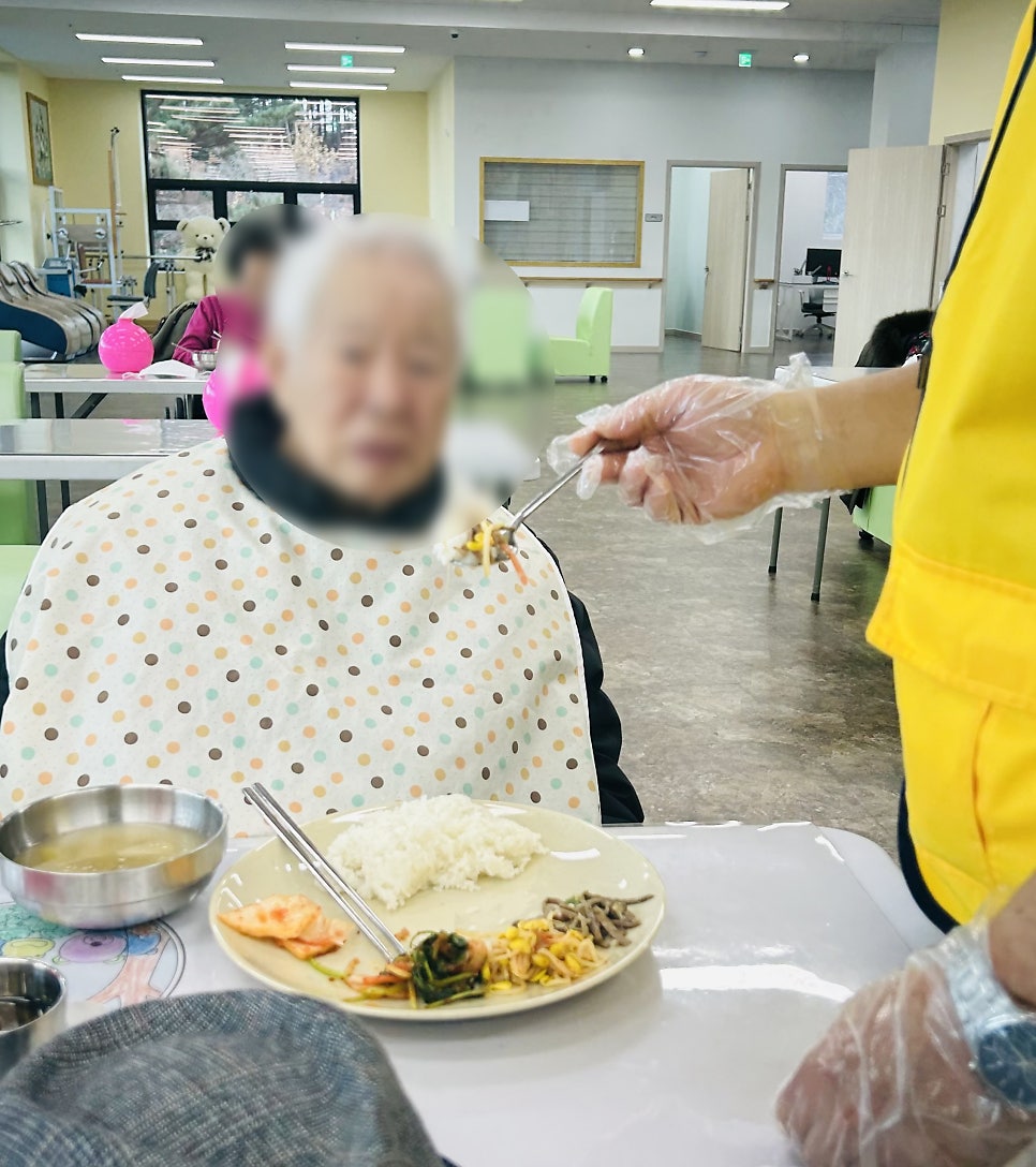 보령주간보호센터 금빛사랑주간보호센터의 근사하고 밝은 하루!