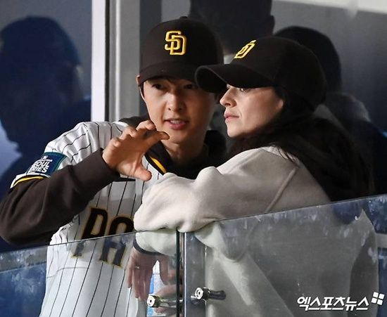 <b>송중기</b> "<b>케이티 애칭</b>은 <b>여보</b>…발음 아름답다고 직접 골라... 