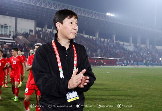 전북에서 폭망했던 <b>김상식</b>, <b>베트남</b>에서 화려한 <b>부활</b>