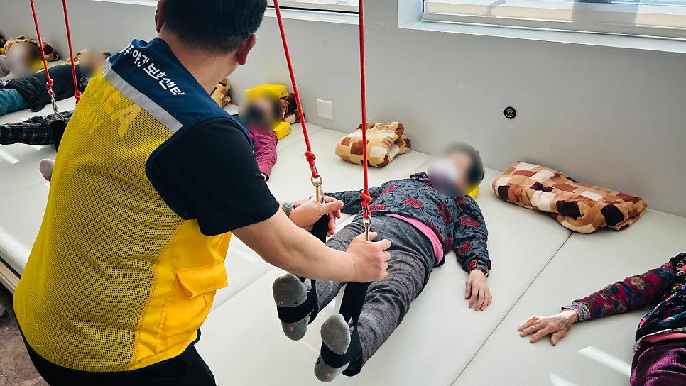 보령주간보호센터 금빛사랑주간보호센터의 근사하고 밝은 하루!