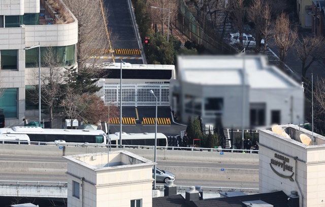 여야, 경호처 <b>실탄</b> 및 <b>발포</b> 명령 공방 격화