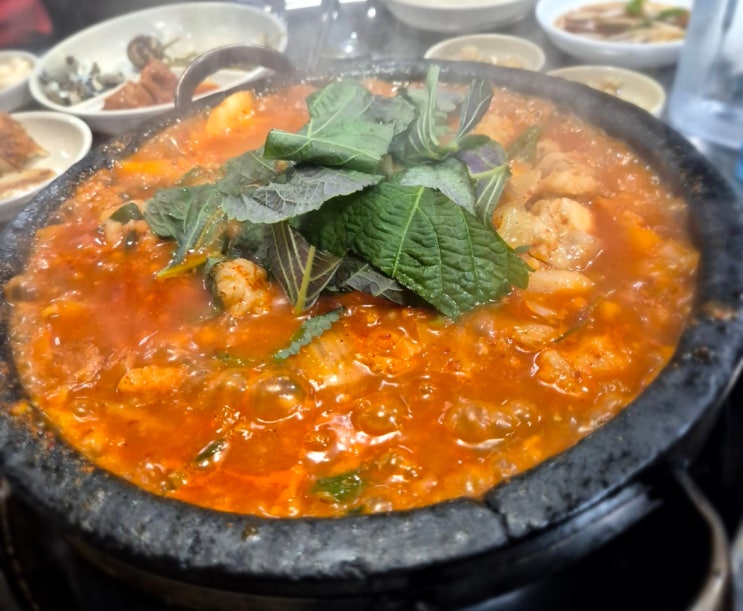  부산 덕천 맛집 해성막창 곱창 전골부터 양대창구이까지 다 구워주는 집