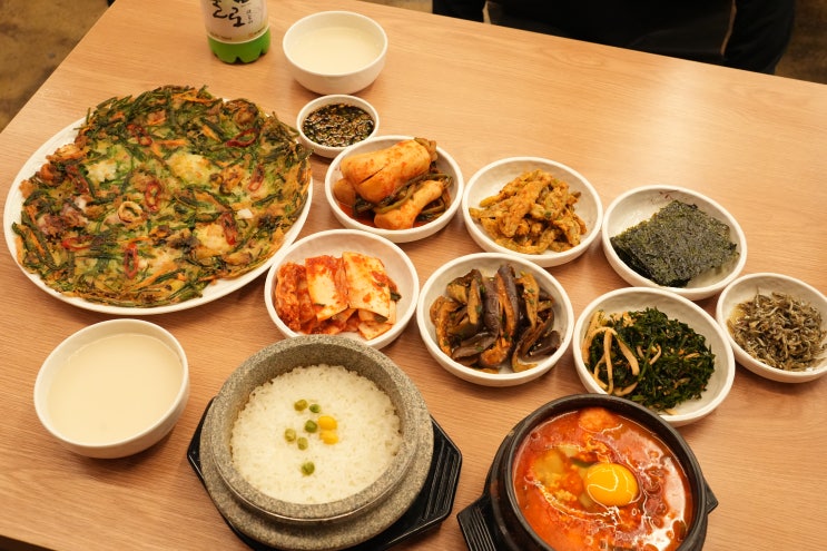  광장코아 밥집 두포옥 순두부찌개 돌솥밥 맛있는 곳