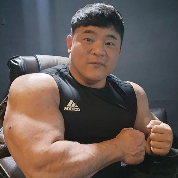 약물폭로 운동 이끈 박승현 헬스 유튜버 34세 사망 "건강상 이유" 약물폭로 운동 이끈 박승현 헬스 유튜버 34세 사망 "건강상 이유"