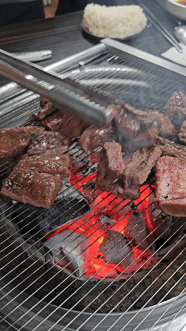  [포천] 이동갈비 맛집 '우목정' 참숯 위에서 완성되는 최고의 갈비 맛, 가성비 식사 및 단체로도 좋아요.