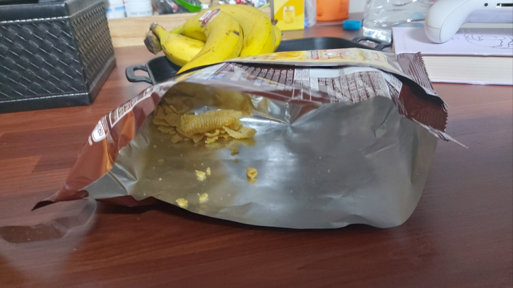  발가락이 닮지 않아 다행이다