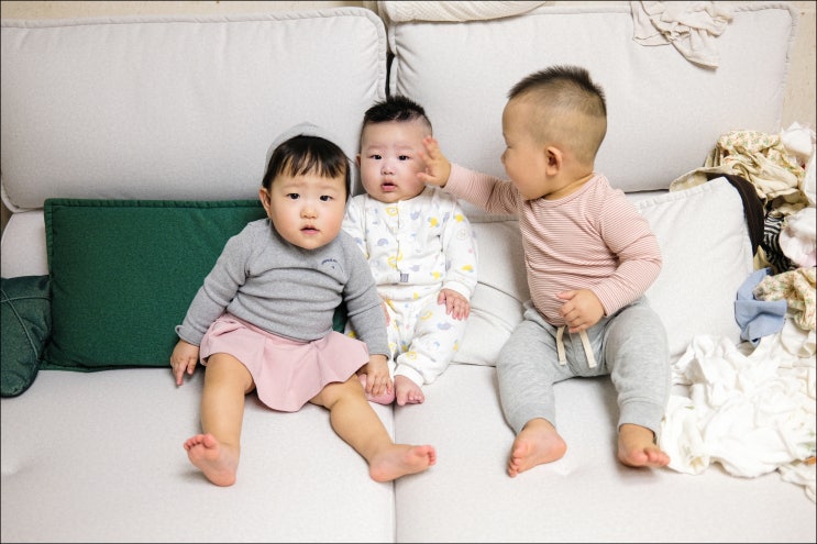  최家네 삼남매 한번에 찍기 빡세다.